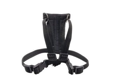 Black medium car safety harness in comfortable padded webbing and is easy to adjust. 