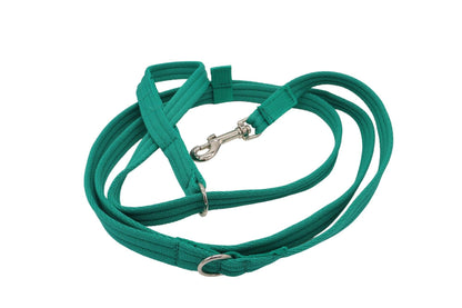 A bottle green softex figure of 8 dog lead with a trigger hook for the handle and an added ring so that it can be used as a normal figure of 8 lead or shortened and connected to the end of the '8'.