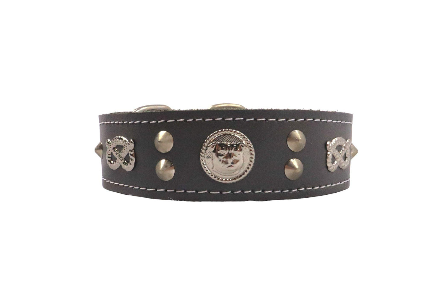 A close up of our grey leather Staffy collar with an inner softer leather. With detailed Staffordshire knots and Staffordshire Bull terrier emblems and short studs.